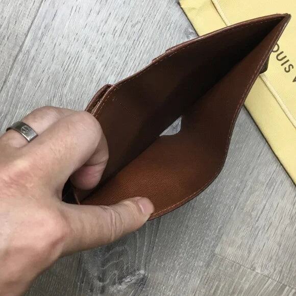 Louis Vuitton Monogram Wallet with Coin Purse - Picture 5 of 5